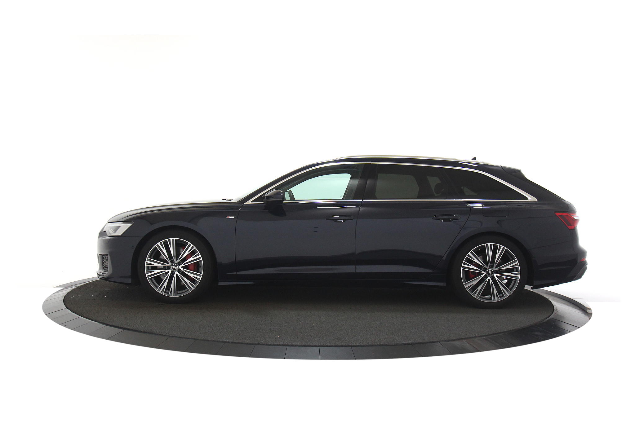 Audi A6 Avant 55TFSIE S-edition
