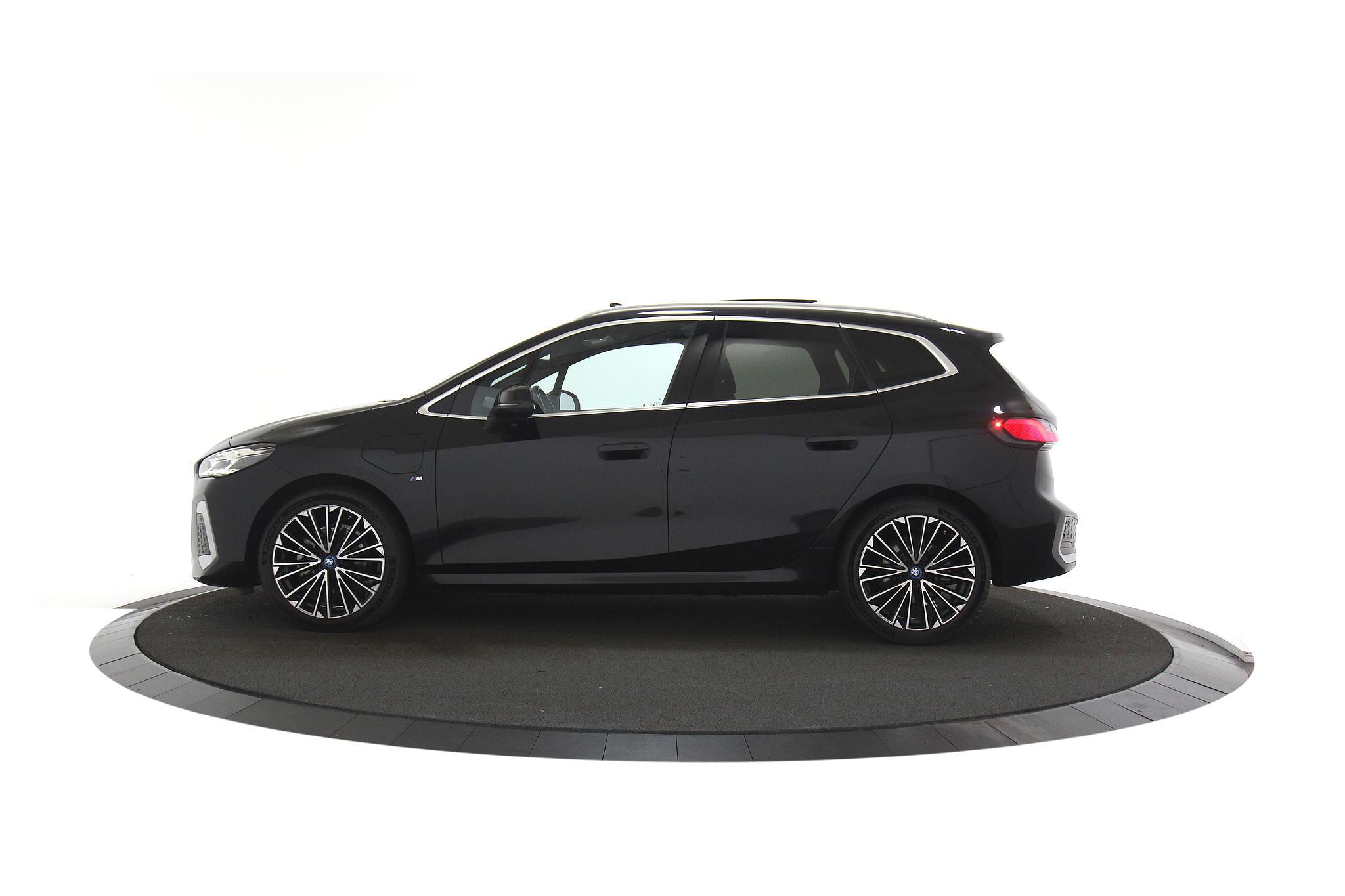 BMW 2-Serie Active Tourer 225e xDrive |M-Sport|Pano|360|HUD|
