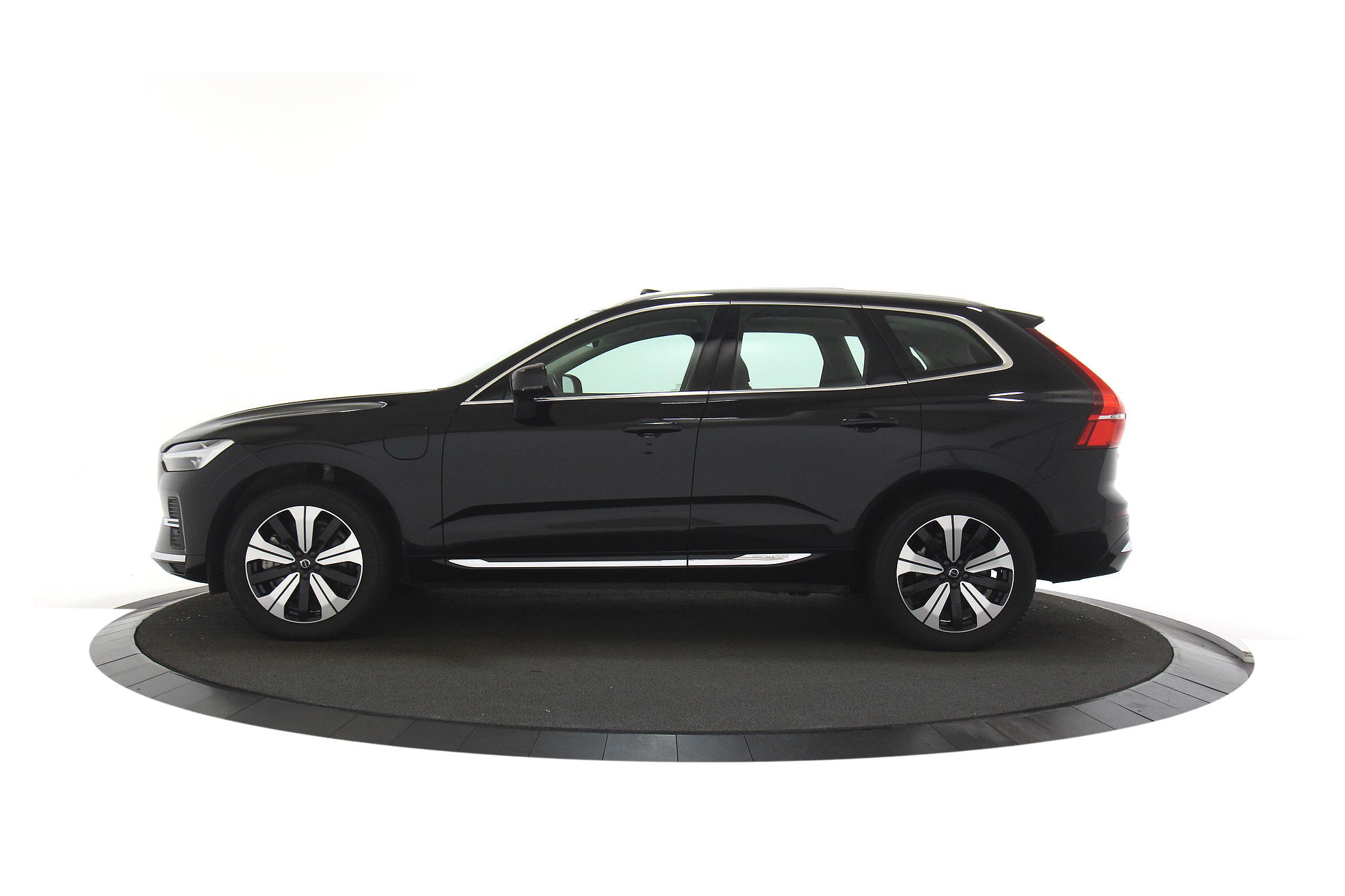 Volvo XC60 2.0 T6 Recharge AWD Plus Bright
