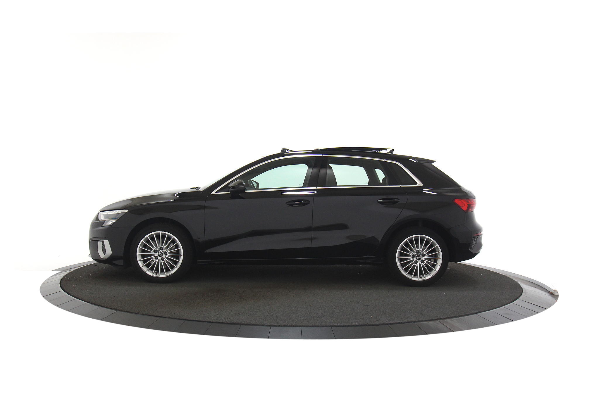 Audi A3 Sportback 35 TFSI S tronic Business edition 5D 110kW
